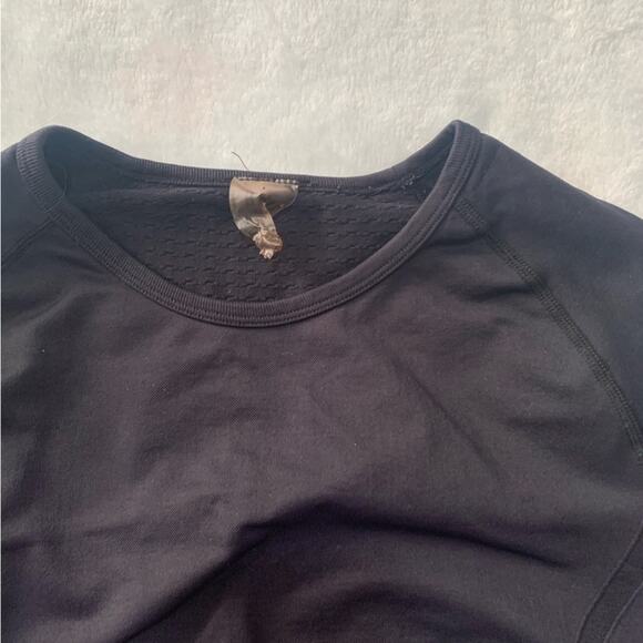 Echt women's medium crop black long sleeve work out top athletic gym lulu work o - Picture 3 of 9